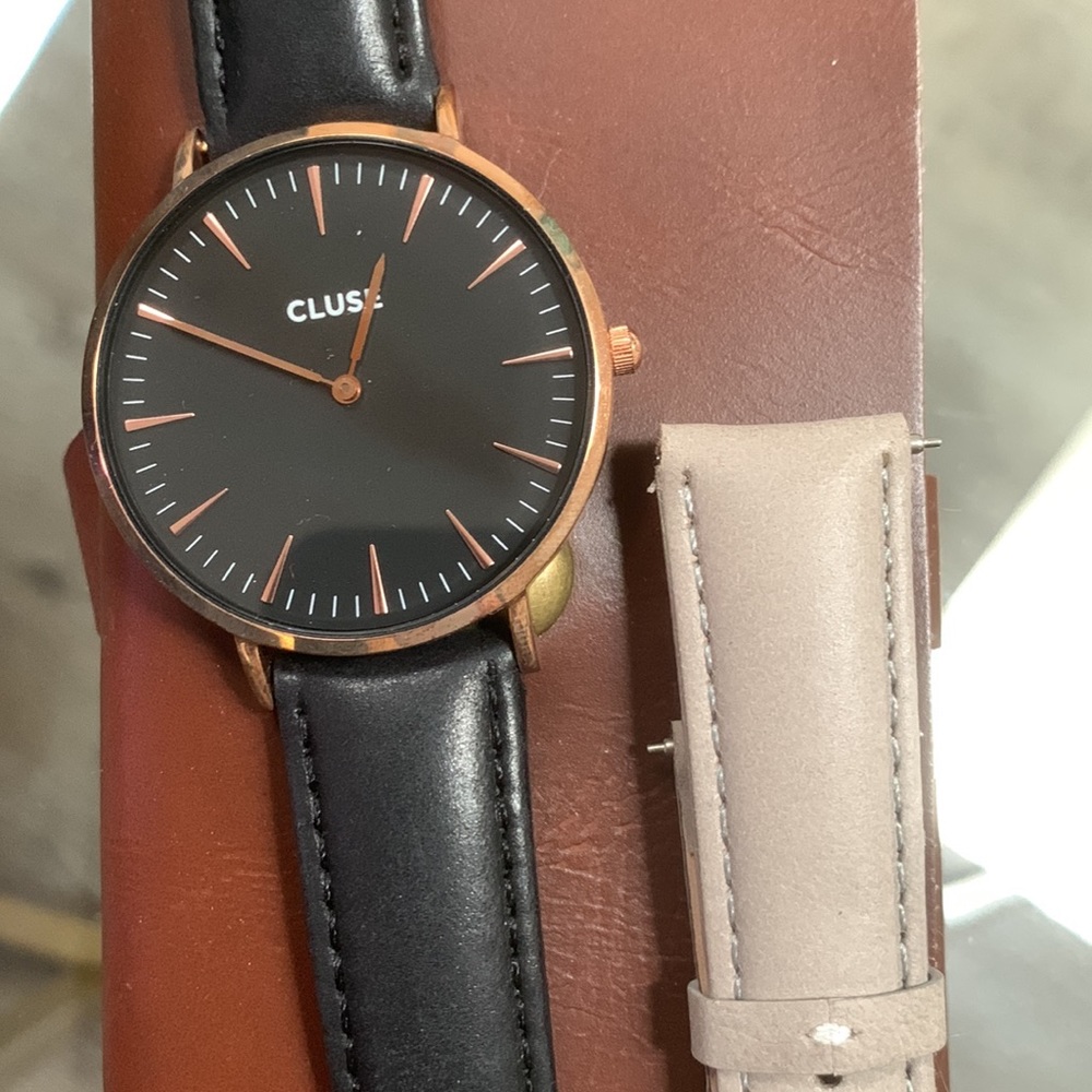 Cluse watch - Picture 2 of 2